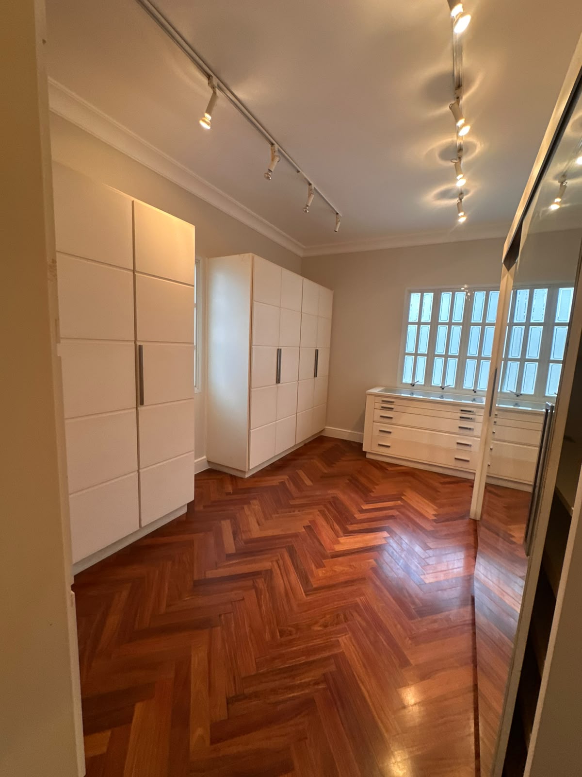 WhatsApp Image 2026-08-25 at 12.27.28 Residencial Tamboré 11